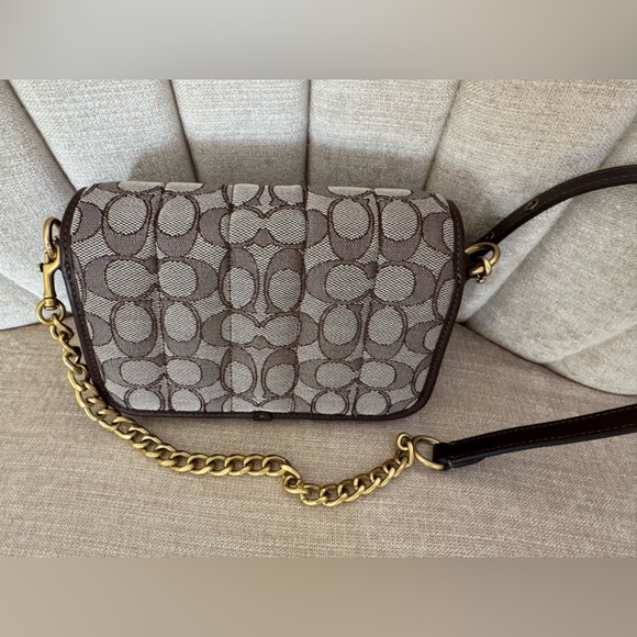 Coach Dinky 18 In Signature Jacquard With Quilting - Picture 14 of 17